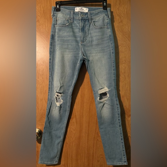 Hollister Curvy High Rise Super Skinny - Picture 1 of 4